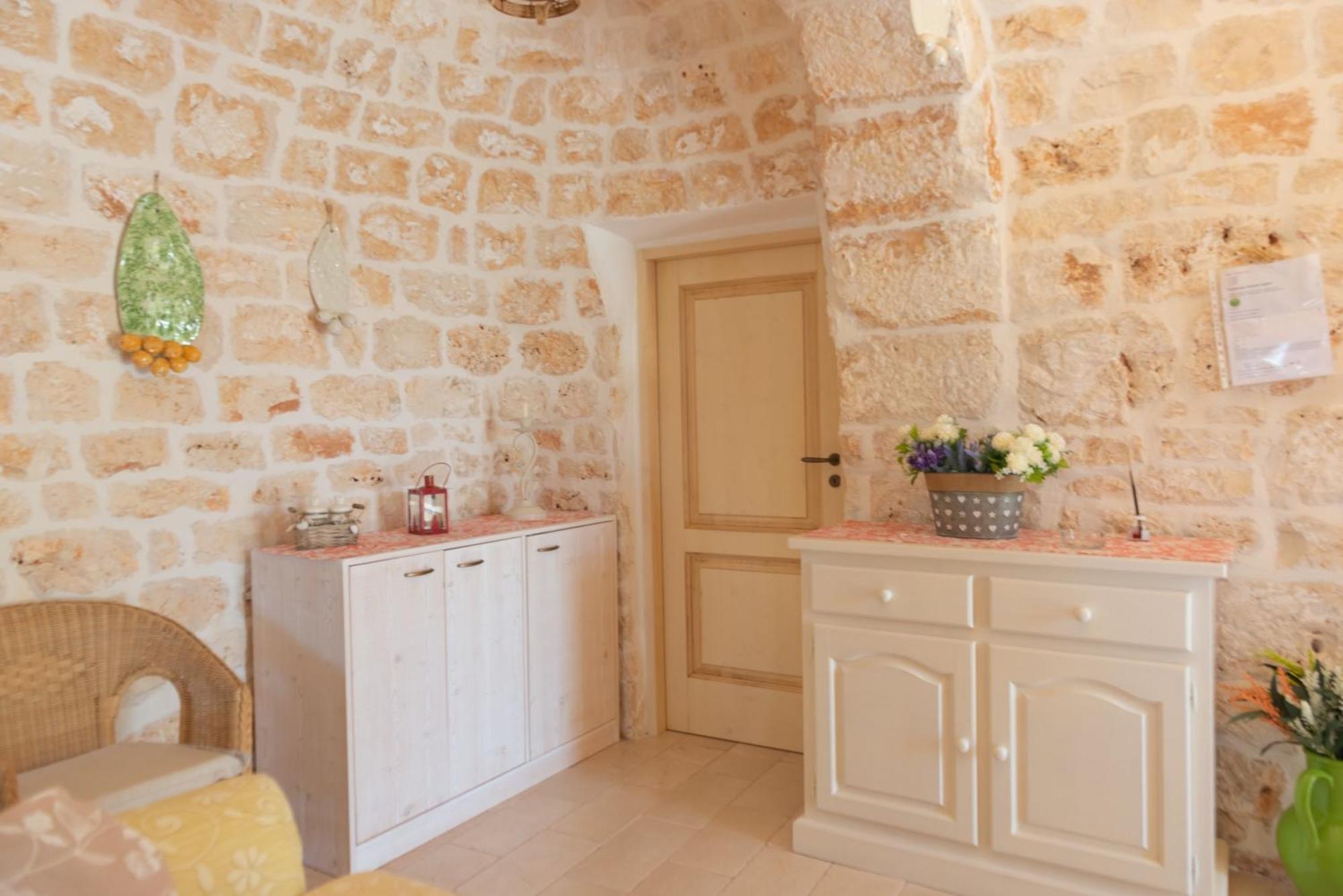 Trullo Filippo With Exclusive Pool Cisternino Exterior foto